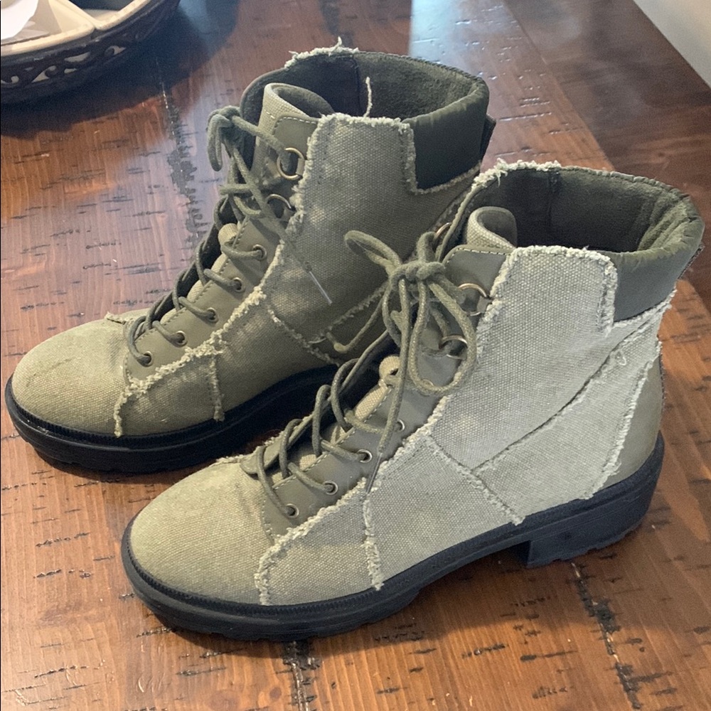Rocket Dog Green Combat Moto Boots with Suede Finish